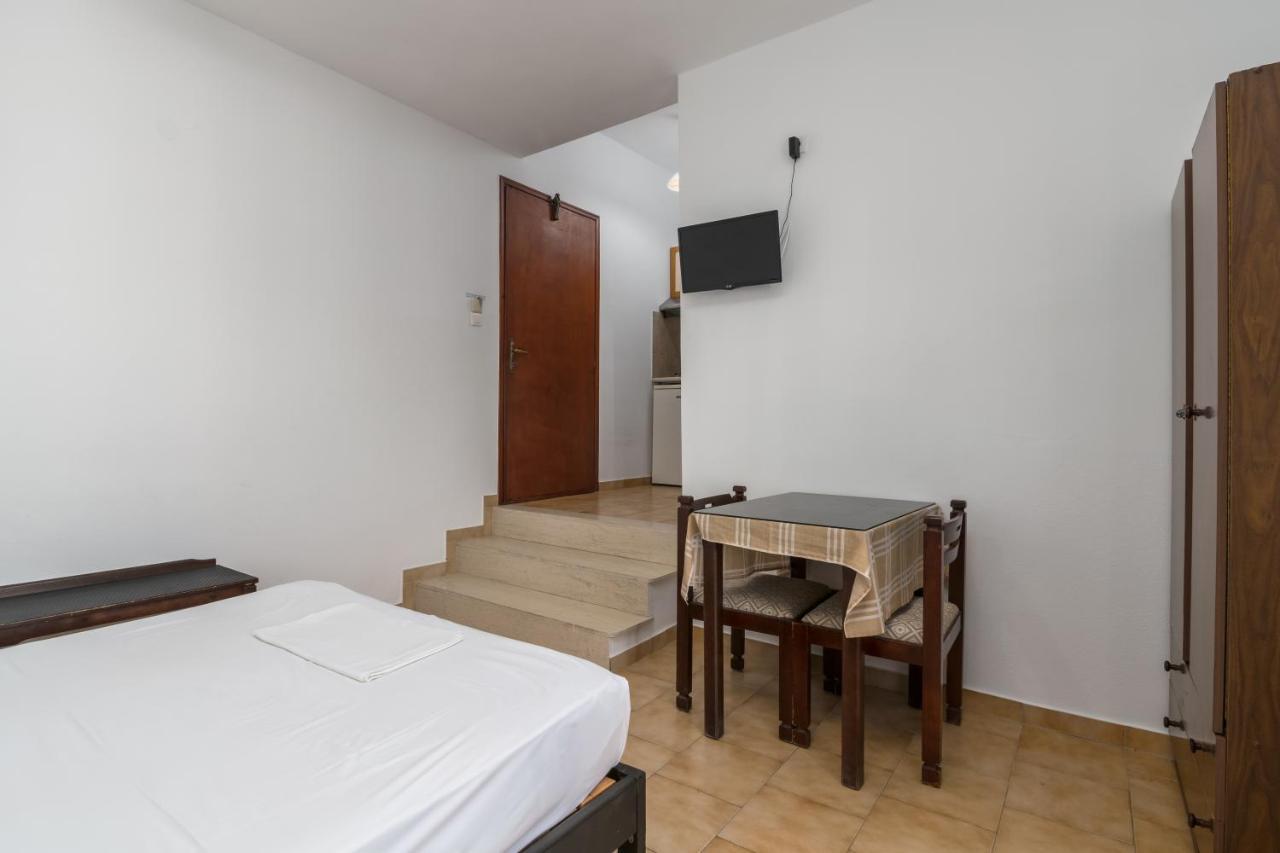 Tilemachos Rooms & Studios Adámas Extérieur photo